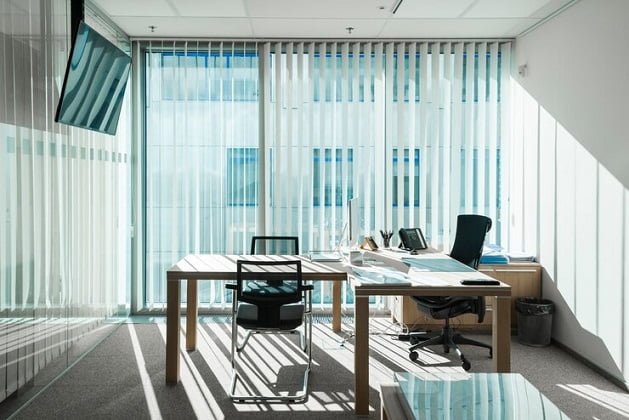 Can Office Curtains Redefine Workplace Aesthetics and Productivity?